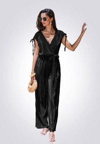 Cupshe ALLURING PLUNGE  - Jumpsuit - black