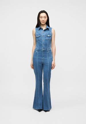 HARLO FLARE JUMPSUIT - Buksedragter - cool current