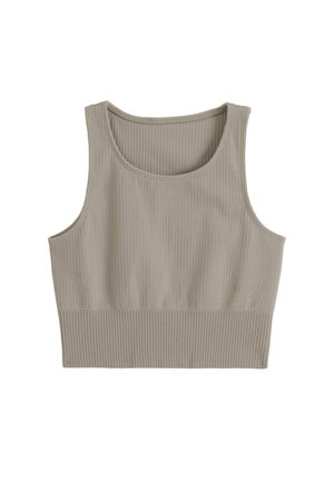 Ærmeløs beige ribbet crop top med bådudskæring og bred kant, designet til en tætsiddende pasform.