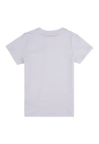 T-shirt a maniche corte di colore grigio chiaro con scollatura rotonda e due bottoni a pressione sulle spalle. Il tessuto è liscio con una trama semplice e uniforme.