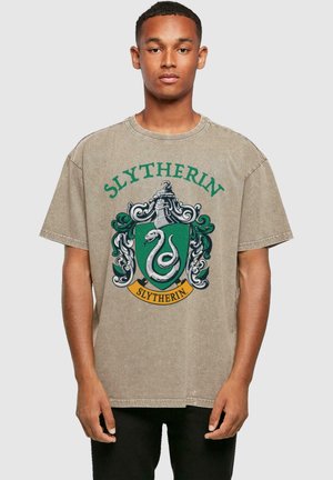 ABSOLUTE CULT HARRY POTTER - SLYTHERIN CREST ACID WASHED  - T-Shirt print - darkkhaki