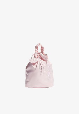 Borsa in nylon rosa con cordoncino, con parte superiore arricciata, manici decorativi e dettaglio del logo impresso sul fronte. Texture liscia e forma arrotondata.