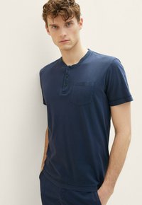 TOM TAILOR MIT STARKER WASCHUNG - T-Shirt basic - sky captain blue