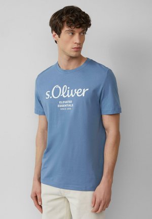 - T-shirt z nadrukiem