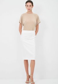 adL ZIPPER DETAILED - Kokerrok - beige