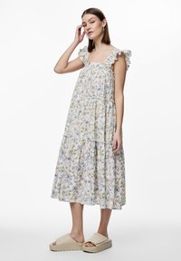 Pieces PCAMARYL DRESS - Dnevna haljina - cloud dancer