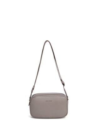 Petit sac bandoulière en cuir gris avec bandoulière réglable et fermeture zippée sur le dessus.