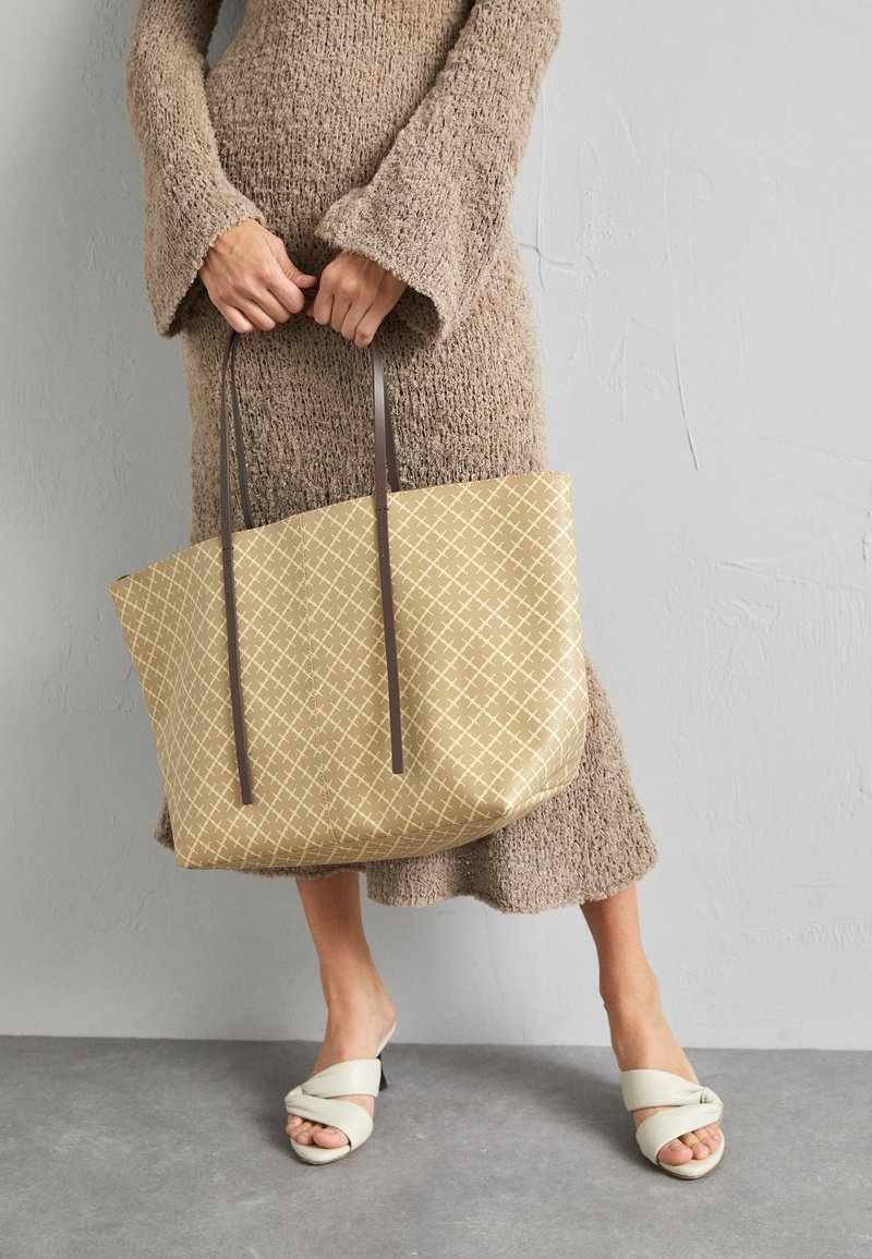 By Malene Birger ABI TOTE - Kandekott - incense