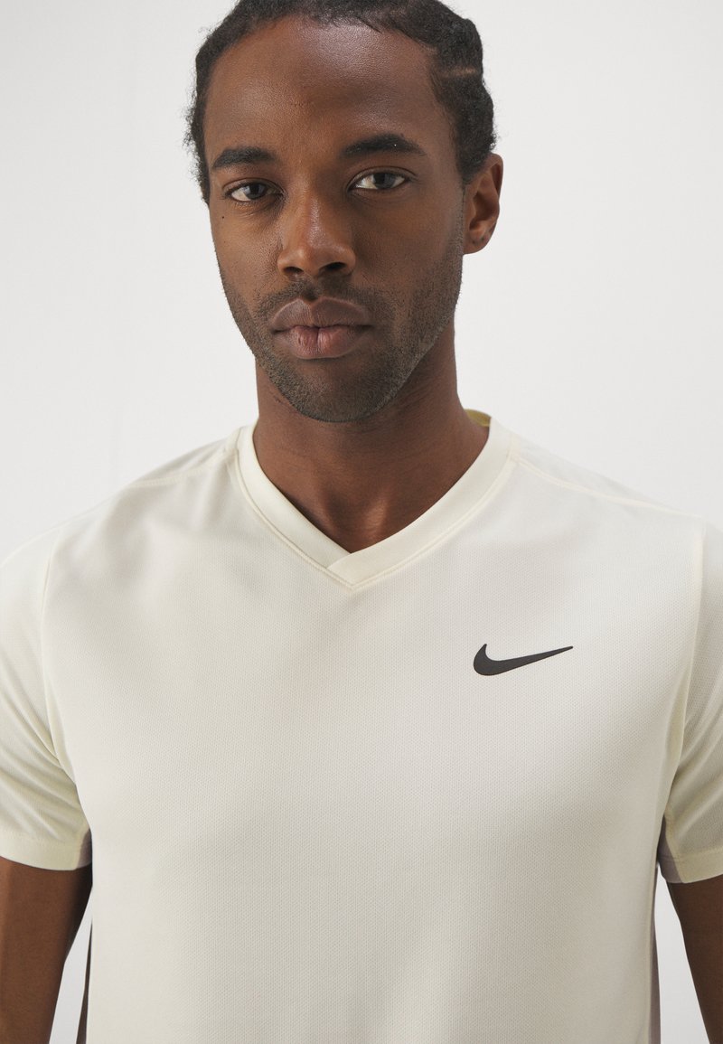 v neck nike t shirt