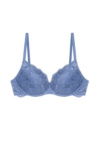 Blauwe kanten beugelbeha met bloemmotieven en verstelbare schouderbanden, afgebeeld tegen een witte achtergrond.