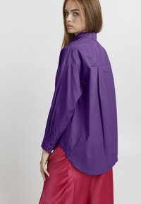 ICHI IHSTORMIE - Camicia - loganberry