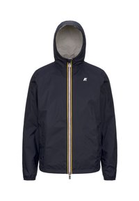 Veste coupe-vent noire à capuche avec fermeture éclair frontale et petit logo blanc sur la poitrine, présentée sur un fond blanc.