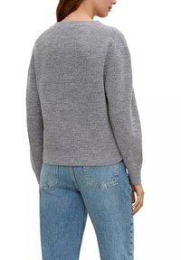 comma Strickpullover - grau