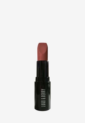 Lippenstift in einer schlanken schwarzen Tube mit einem matten rotbraunen Bullet. Mit Branding an der Seite und einer quadratischen Spitze.