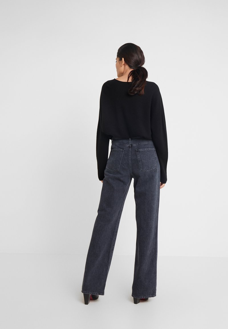 Citizens Of Humanity Annina Relaxed Fit Jeans Fade To Black Black Zalando Co Uk