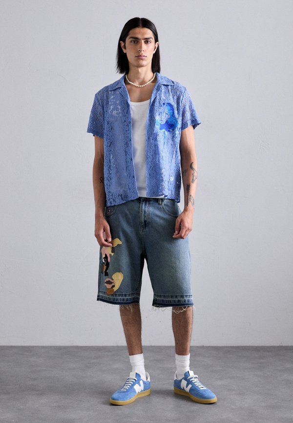 GIRL PAINTING - Shirt4