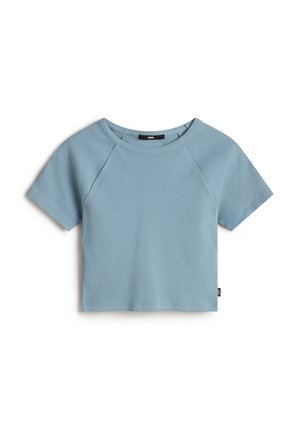 Light blue, ribbed short-sleeve top with a round neckline and a cropped fit. Features raglan sleeves and a small brand label on the side.