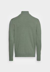 Langärmliger Pullover in gedämpftem Grün, mit hohem Kragen und gerippten Bündchen. Weicher Stoff mit glatter Oberfläche und schlichten Design.