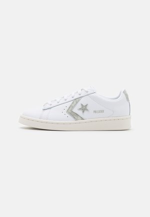 DIP DYED UNISEX - Sneakers basse - white/slate sage/vintage white