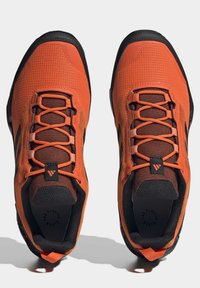 Adidas Terrex Hikingschuh - impact orange/core black/coral fusion