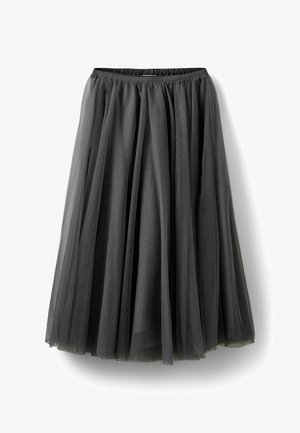 Fustă din tull gri cu un brâu elastic plisat, având multiple straturi pentru volum și o textură ușoară.