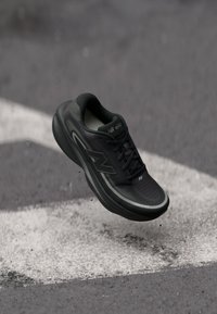 Δεν επιλέχθηκε, black/black metallic/faded black
