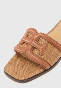 Sam Edelman IRINA - Natikači - rich cognac