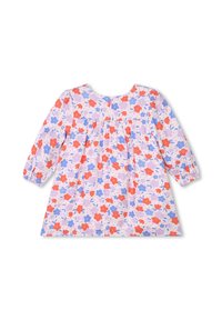 Robe florale avec un fond violet clair et des fleurs rouges et bleues, à manches bouffantes longues, col rond et détails froncés au dos.