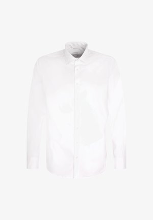 Witte lange mouwen blouse met knopen en een puntige kraag, platliggend getoond tegen een witte achtergrond.