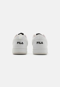 Fila REGA  - Sportcipő - white