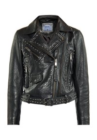 Jachetă rocker din piele neagră, cu studs metalici, fermoare asimetrice și talie betelată. Prezintă un finisaj texturat și multiple buzunare.