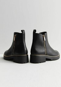 New Look Wide Fit Kotníkové boty na platformě - black