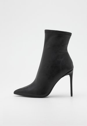 VANYA - Støvletter - black paris