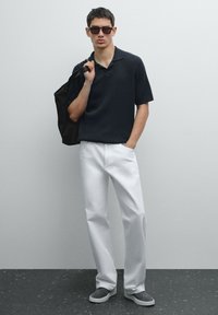Thumbnail Image 2