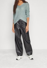 JDY Stickad tröja - mint