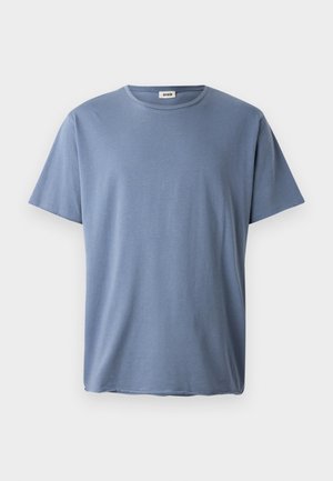 Blauwe katoenen t-shirt met korte mouwen, ronde hals en een relaxte pasvorm. Glad textuur, geen zichtbare patronen of accenten.