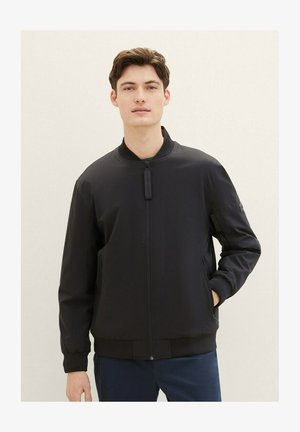 TOM TAILOR Denim Giacca Trapuntata Leggera Uomo Con Cappuccio Rimovibile – Vestibilità Regolare, Impermeabile E Antimacchia, Autunno/primavera