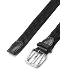 Belt en cuir tissé noir avec un design texturé, présentant des accents en cuir et une boucle métallique argentée. La ceinture est plate et étroite.