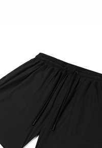NØLSON THE ACTIVE - Shorts - black