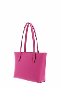 Sac fourre-tout en cuir rose avec bordures noires, doté de deux longues poignées et d'un design rectangulaire simple. Texture lisse, sans détails de quincaillerie visibles.