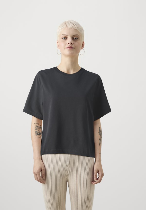 ONLLINA BOXY TEE - Basic T-shirt