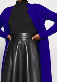 Morgan Kardigan - royal blue