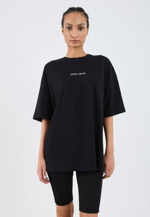 Printtipaita - black