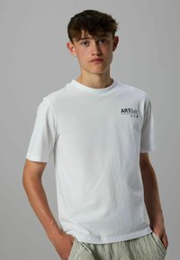 Unausgewählt, bright white