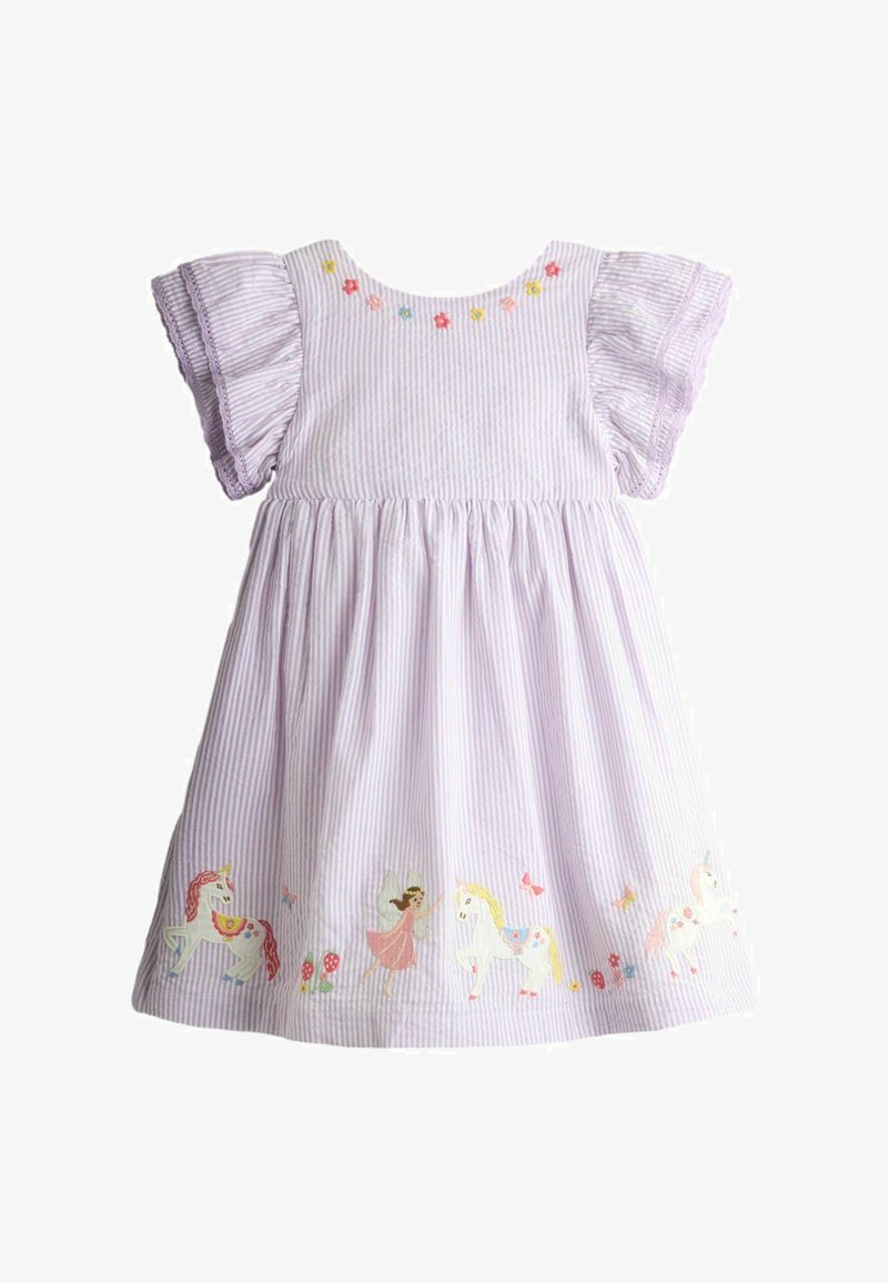 Robe à rayures violettes claires pour tout-petit, avec manches bouffantes, broderie florale au col, et appliques de licornes et fées le long de l'ourlet.