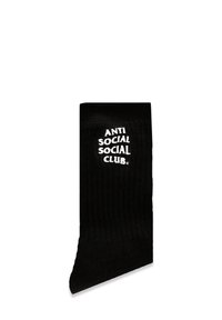 Czarna skarpetka o prążkowanej teksturze z białym logo tekstowym "ANTI SOCIAL SOCIAL CLUB" w zakrzywionej, stylizowanej czcionce.