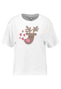 Camiseta blanca de manga corta con un gráfico de reno marrón que presenta cuernos marrones y acentos rosas, rodeado de corazones rosas.
