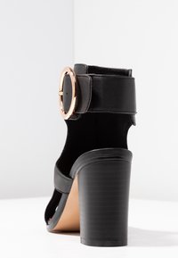 River Island Korolliset sandaalit - black