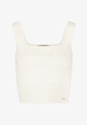 Haut court en tricot côtelé blanc avec un décolleté carré et de larges bretelles, comportant une étiquette de marque subtile en doré en bas à droite.