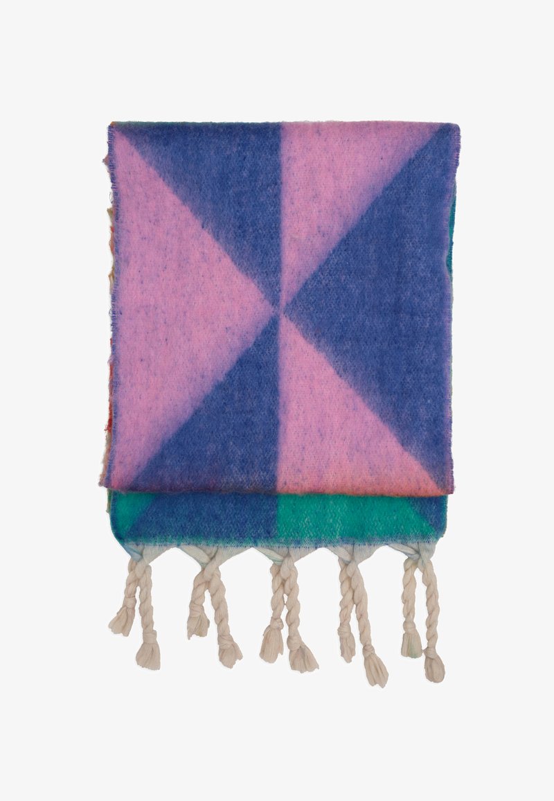 Couverture en laine avec un motif géométrique en rose et violet, agrémentée de touches de vert, finie avec des franges tressées le long des bords.